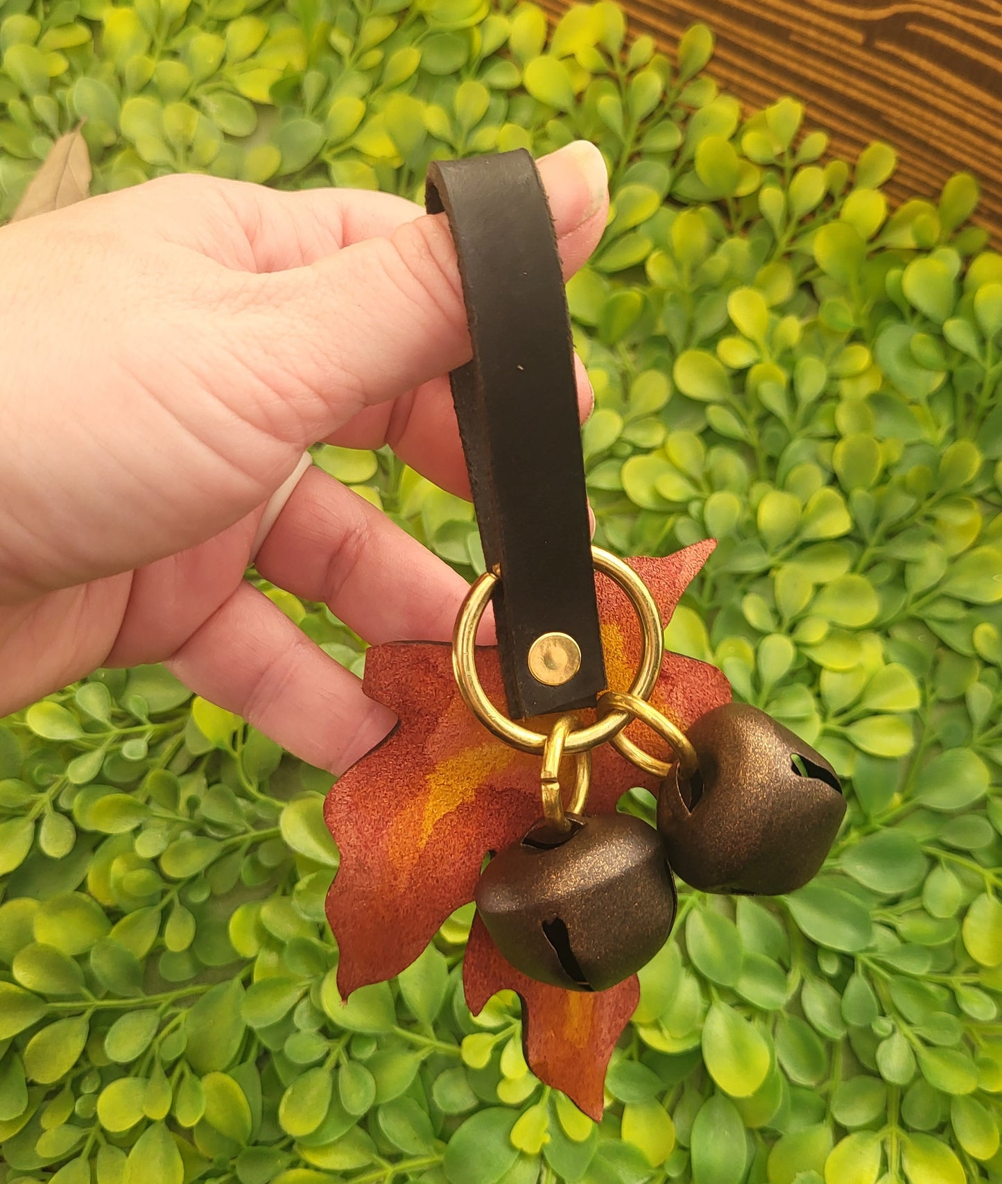 Maple Leaf and Bell Accessory